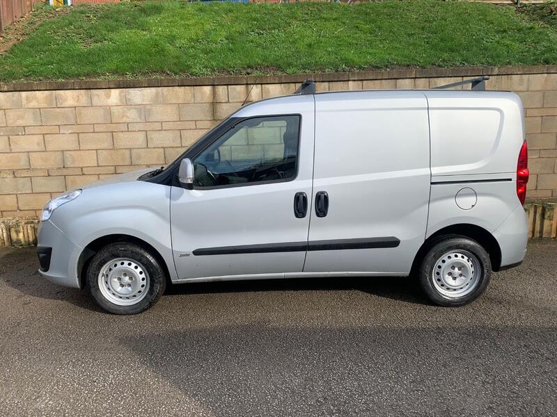 VAUXHALL COMBO