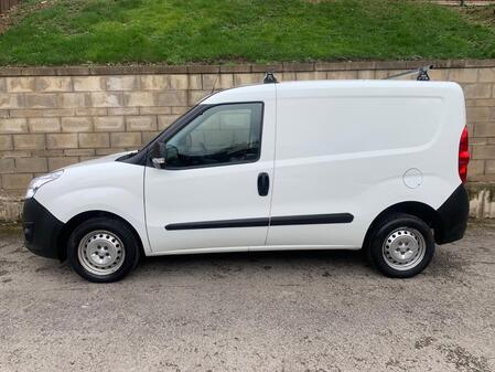 VAUXHALL COMBO 1.3 2000 L1H1 *EURO 6* ONLY 38,193 MILES NO VAT 