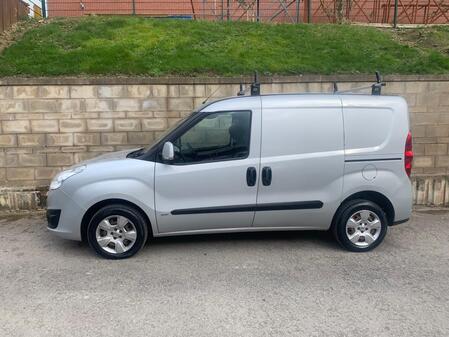 VAUXHALL COMBO 1.3 SPORTIVE L1H1 *EURO 6* 99,492 MILES AIRCON VAT INCLUDED