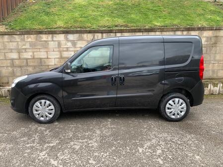 VAUXHALL COMBO 1.6 COMBI 5 SEAT CREW *EURO 6* 85,691 MILES VAT INCLUDED