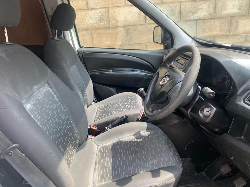 VAUXHALL COMBO