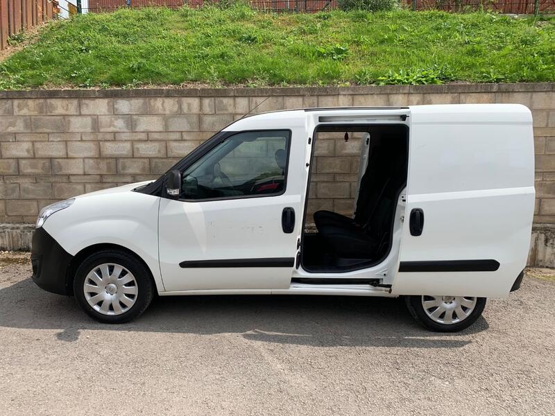 VAUXHALL COMBO