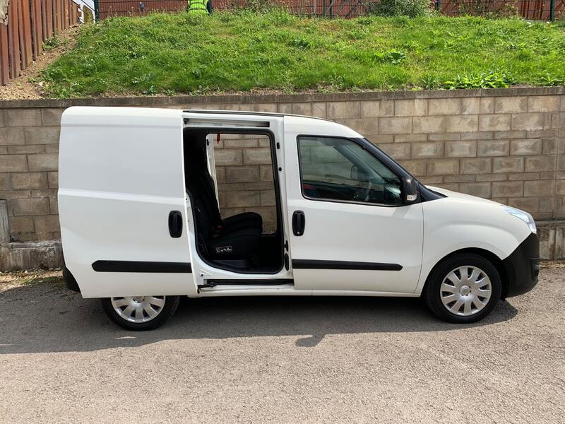 VAUXHALL COMBO