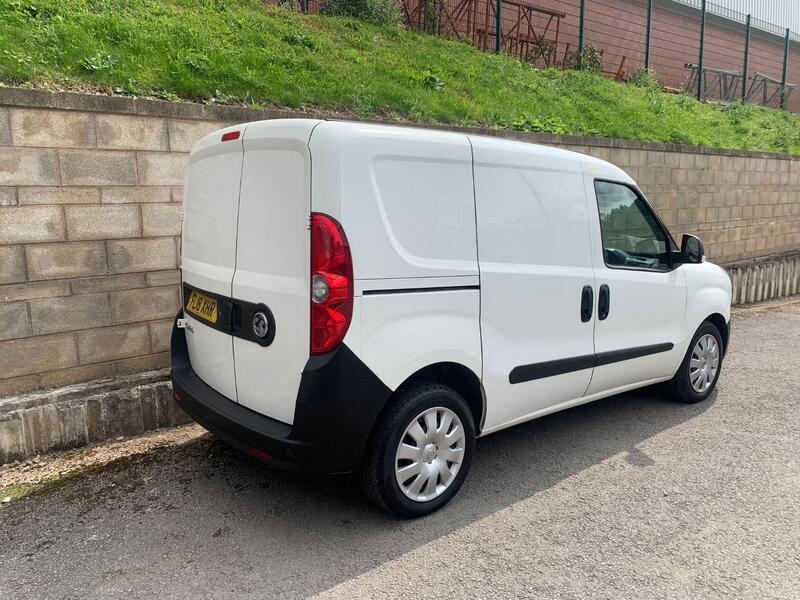 VAUXHALL COMBO