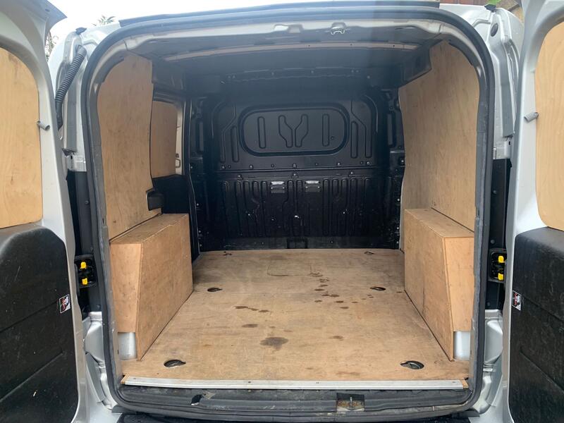 VAUXHALL COMBO