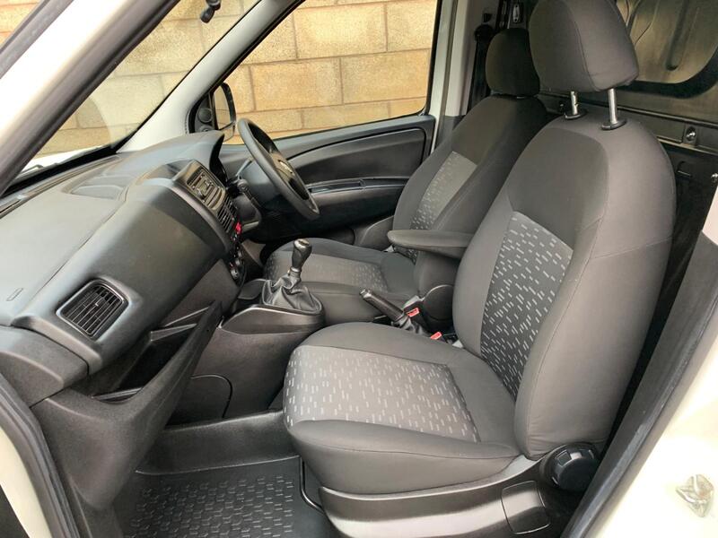 VAUXHALL COMBO