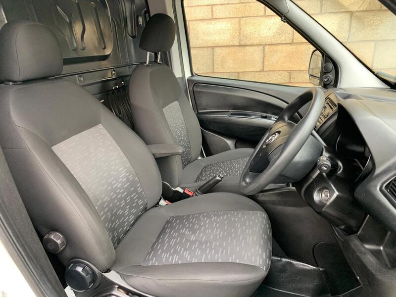 VAUXHALL COMBO