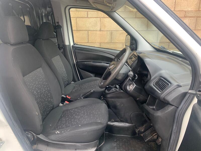 VAUXHALL COMBO