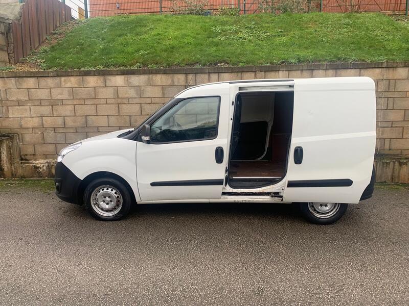VAUXHALL COMBO