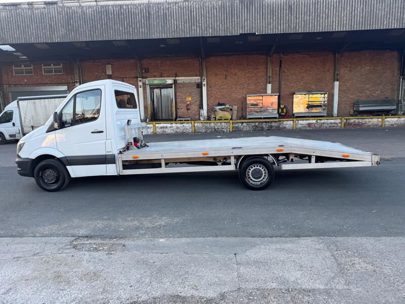 MERCEDES-BENZ SPRINTER
