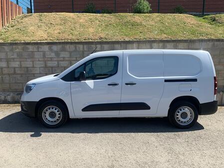 VAUXHALL COMBO 1.5 2300 Prime L2H1 ONLY 7,184 MILES!! AIRCON!! NO VAT!!