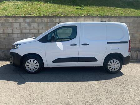 PEUGEOT PARTNER 1.5 1000 Professional Premium + ONLY 34,122 MILES NO VAT