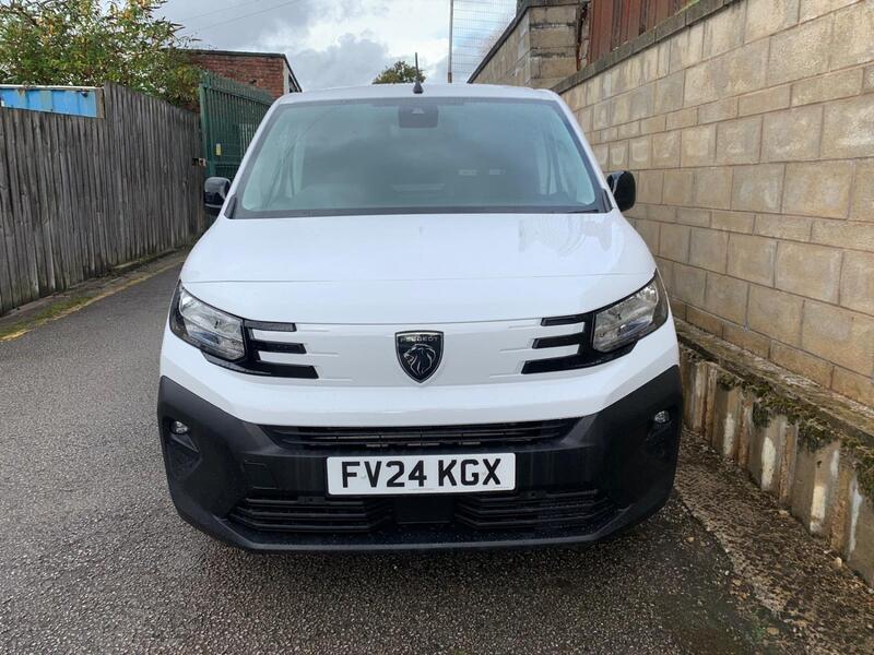 PEUGEOT PARTNER 1.5 1000 Asphalt TOP SPEC 19,217 MILES VAT INCLUDED